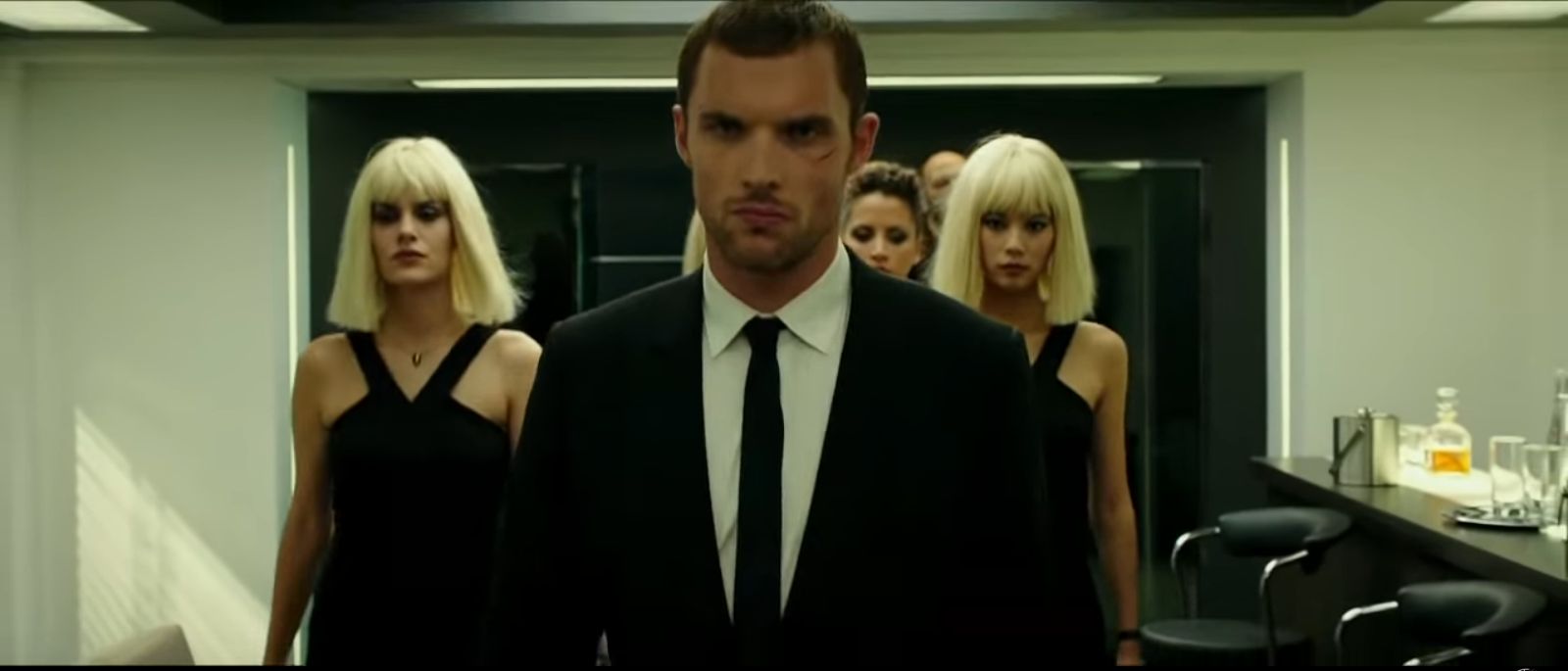 Program TV na sobotę – "Transporter: Nowa moc", "Wpadka", "W doborowym towarzystwie" [24-08-2019]
