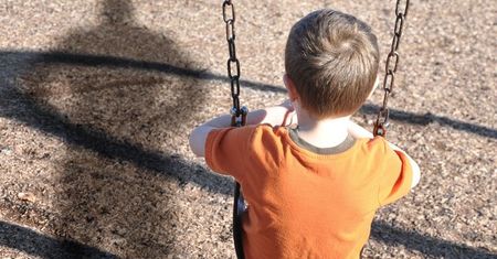 Dziecko sprzedawane pedofilom. Zawinił Jugendamt i sądy?