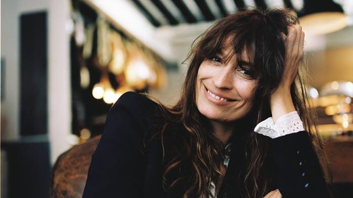 Ikona francuskiego stylu. Caroline de Maigret wie, jak się wyróżnić