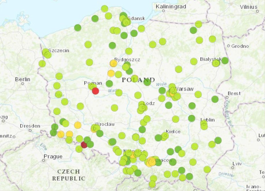 Jakość powietrza w Polsce według GIOŚ. 