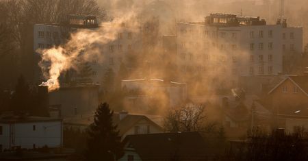 Walka ze smogiem. Będzie więcej czasu na złożenie wniosku o pieniądze