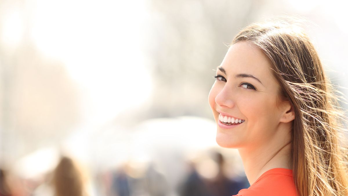 Chroniąc się przed smogiem, musimy pamiętać o odpowiednich kosmetykach oraz diecie