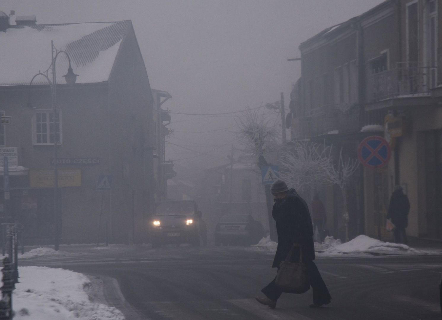 Kremy na smog? To jak plaster na złamanie