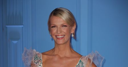 Magda Mołek w lśniącej sukni. Błyszczała na balu TVN