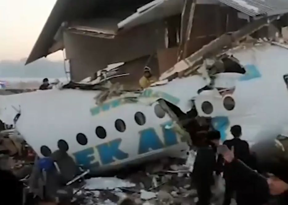 Kazachstan. Katastrofa samolotu Bek Air. Co najmniej 14 ofiar śmiertelnych