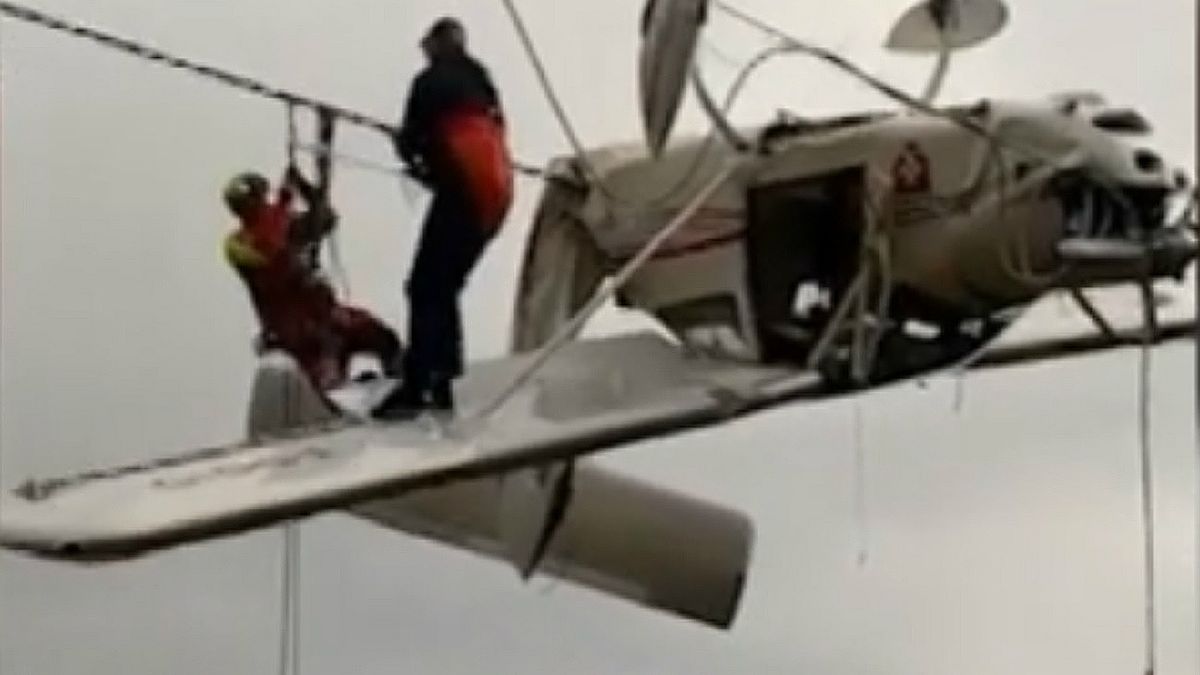 góry włochy samolot