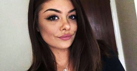 Pijany kolega złapał ją za szyję. Molly już nigdy się nie uśmiechnie