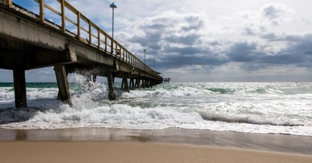 Śmierć na plaży. Tragedia rodziny na upragnionych wakacjach