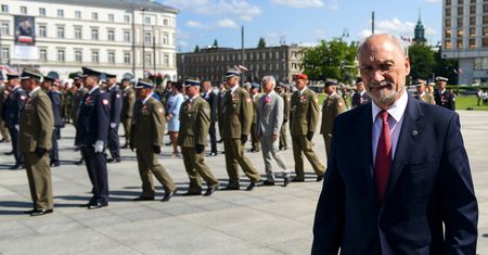 Nietypowa kolejność działania MON. Najpierw realizacja, potem podpisanie umowy