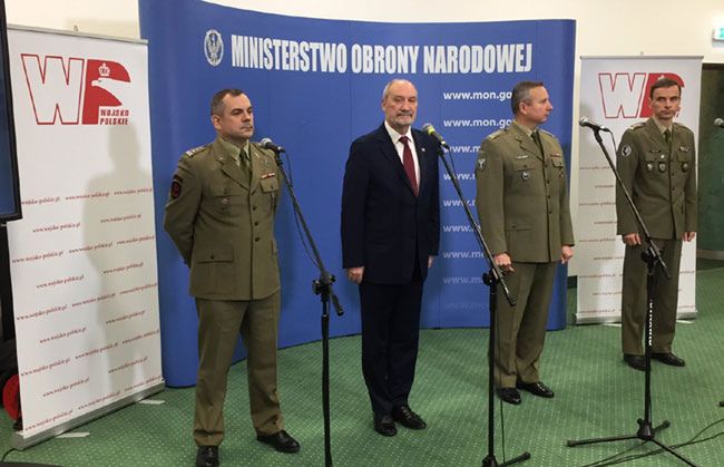 Macierewicz: Wojska Obrony Terytorialnej to odpowiedź na dążenia Polaków do tworzenia jednostek paramilitarnych