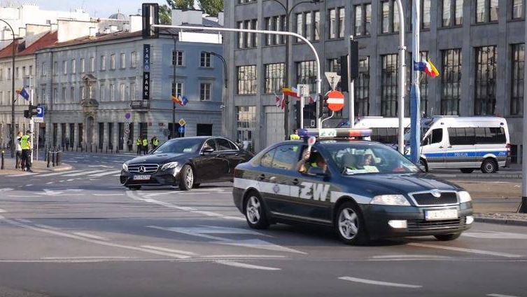 Dziennikarz "Gazety Wyborczej" nie ustąpił pierwszeństwa kolumnie MON.