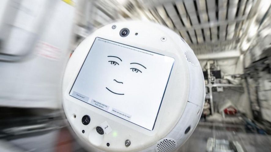 CIMON 2 to bardziej zaawansowana wersja robota