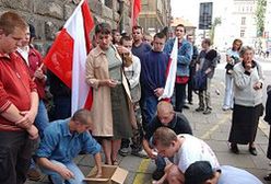 Demonstracja przed konsulatem Ukrainy w Krakowie