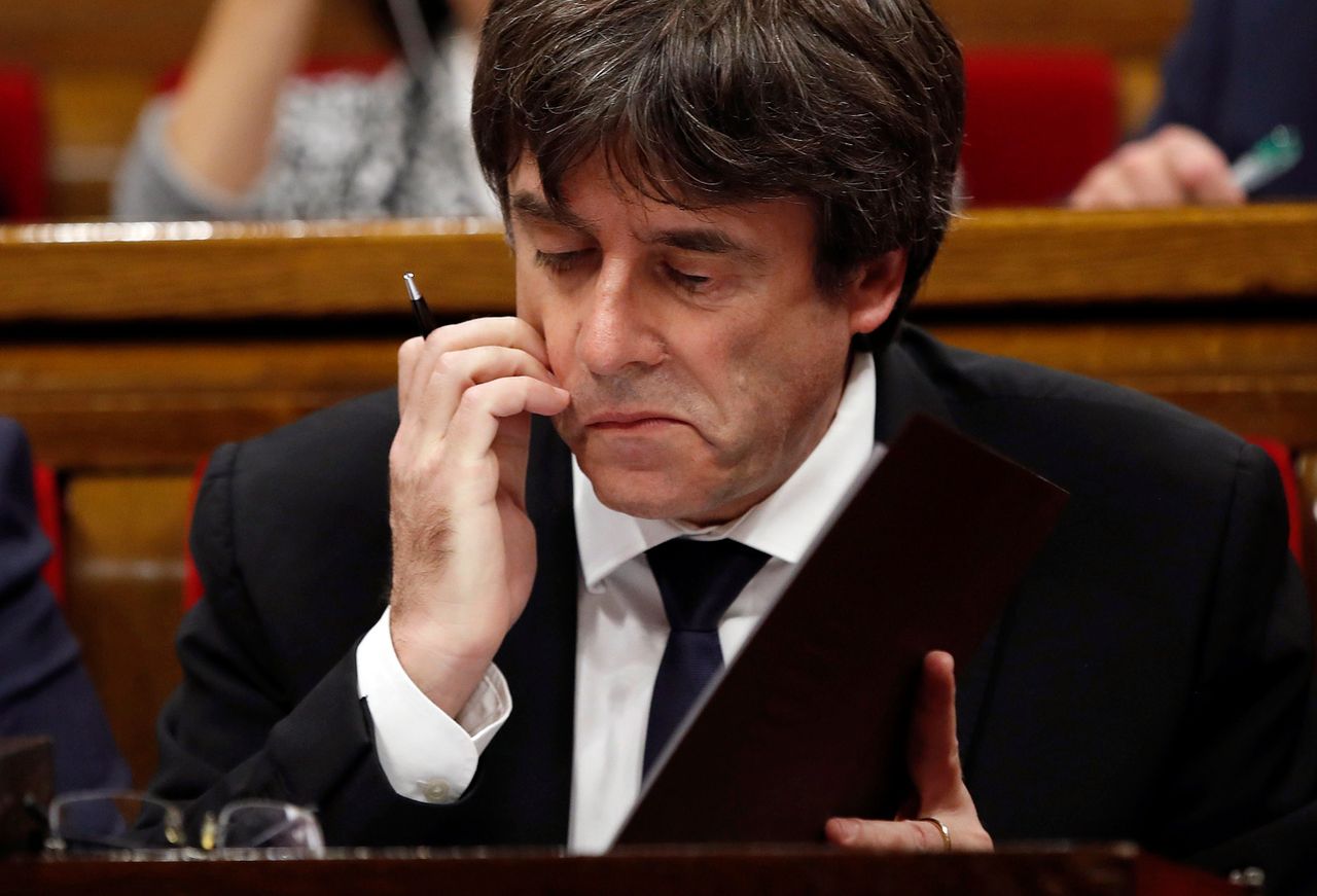 Odsunięty od władzy premier Katalonii uciekł do Belgii? "Może starać się o azyl polityczny"