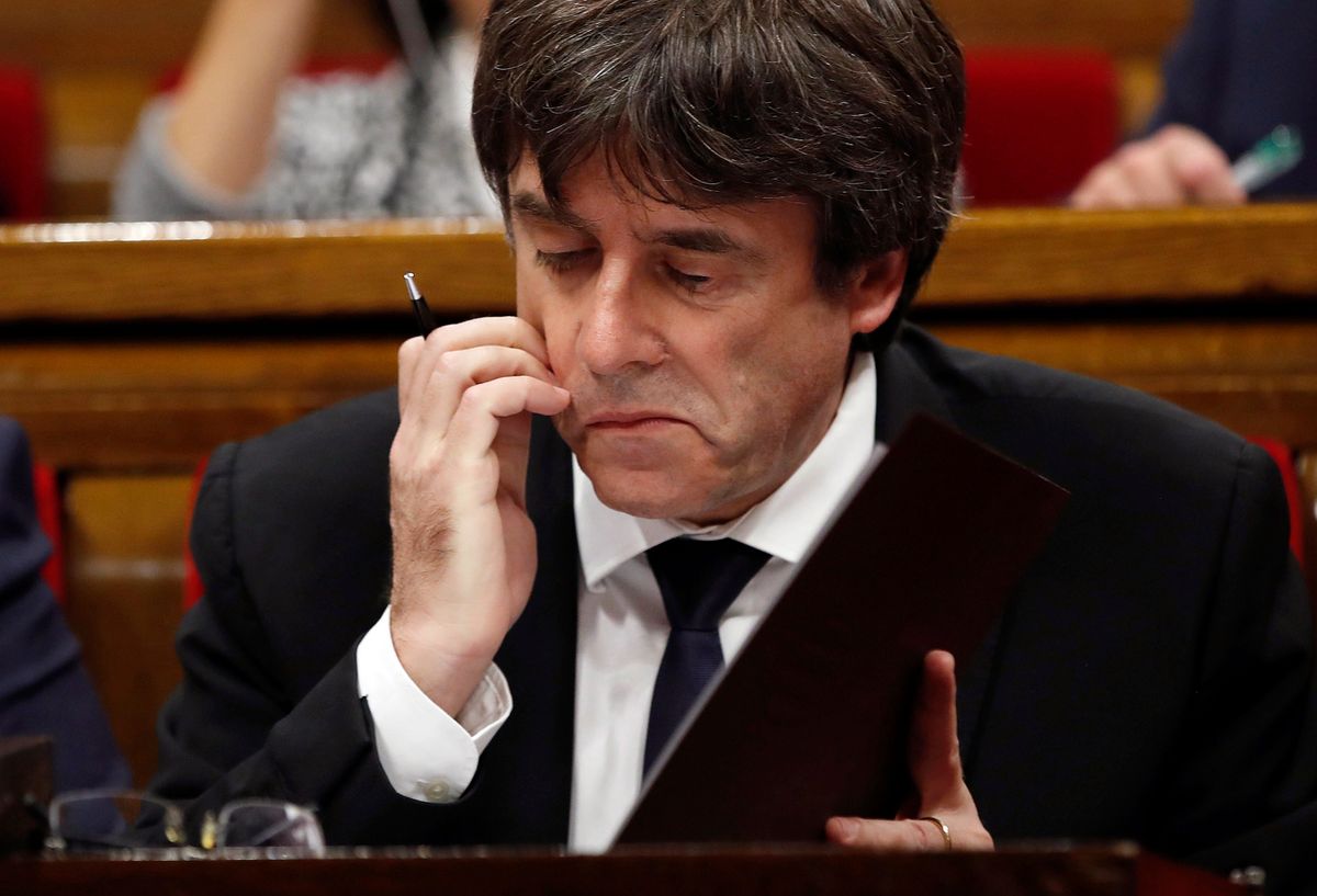 Kataloński rząd ma coraz mniej czasu. Carles Puigdemont nie odpowiedział na żądania władz w Madrycie