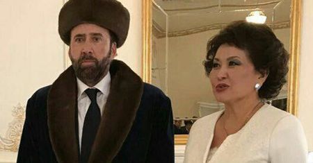 Nicolas Cage w tradycyjnym stroju. Takich okazji internet nie przepuszcza