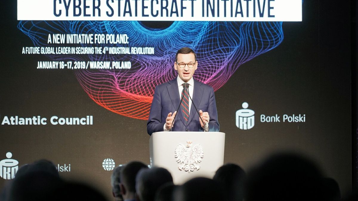 Cyberbezpieczeństwo to dziś wyzwanie, przed którym stoi nie tylko pomysłodawca Chmury Krajowej, ale także rząd, o czym podczas konferencji przypominał premier Mateusz Morawiecki.
