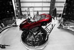 Elon Musk wysłał samochód w kosmos. Internauci nie zawiedli