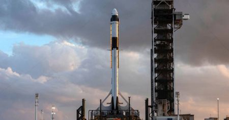Pierwszy załogowy lot SpaceX coraz bliżej