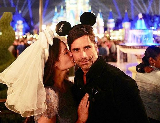 54-letni John Stamos po raz pierwszy został ojcem. Matką dziecka jest o 22 lata młodsza aktorka