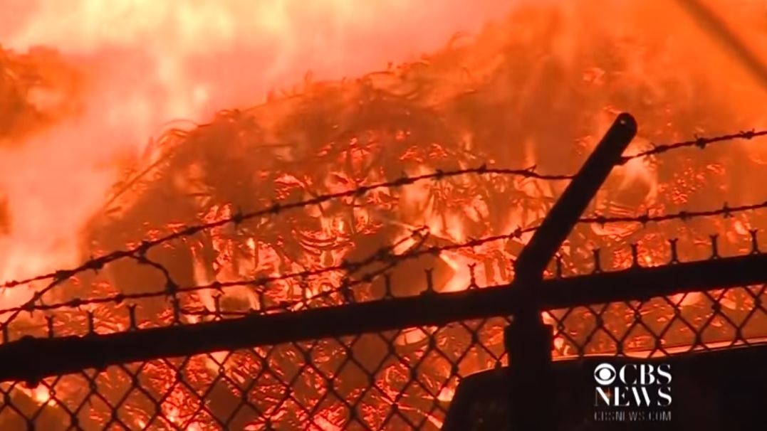 Pożar w magazynach Jim Beam