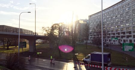 Warszawa. Zamknięto wjazd na Most Poniatowskiego. "Pustka pod jezdnią"