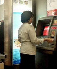 Jałmużna z bankomatu