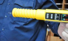 Pijany wiózł 30 małych dzieci koło Łodzi. Miał prawie dwa promile