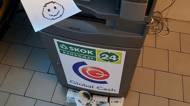 Bankomat nie wypłacił pieniędzy