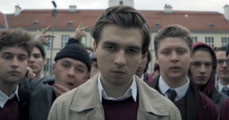 "Patointeligencja" zaliczyła 3 mln wyświetleń w 3 dni. Kim jest raper Mata?