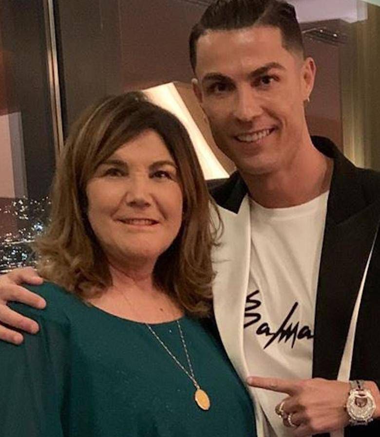 Maria Dolores dos Santos Aveiro i Cristiano Ronaldo