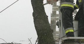 W kolejnych gminach wznowiane są dostawy prądu
