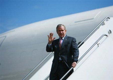 Bush chwali Francję za zapowiedź wzmocnienia UNIFIL-u