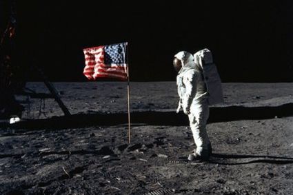 Hermaszewski: zazdrościłem Amerykanom tego Księżyca