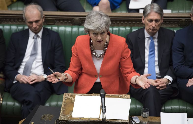 Theresa May ma za sobą trzy bolesne porażki, ale wciąż nie wie, jak będzie wyglądał brexit