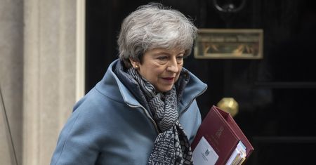 Brexit: May jedzie się radzić do Berlina i Paryża
