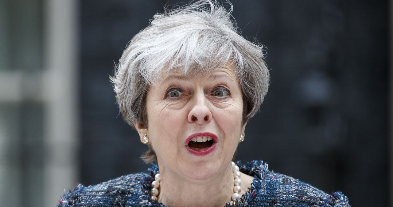 Theresa May, czyli jak przegrać wygrane wybory