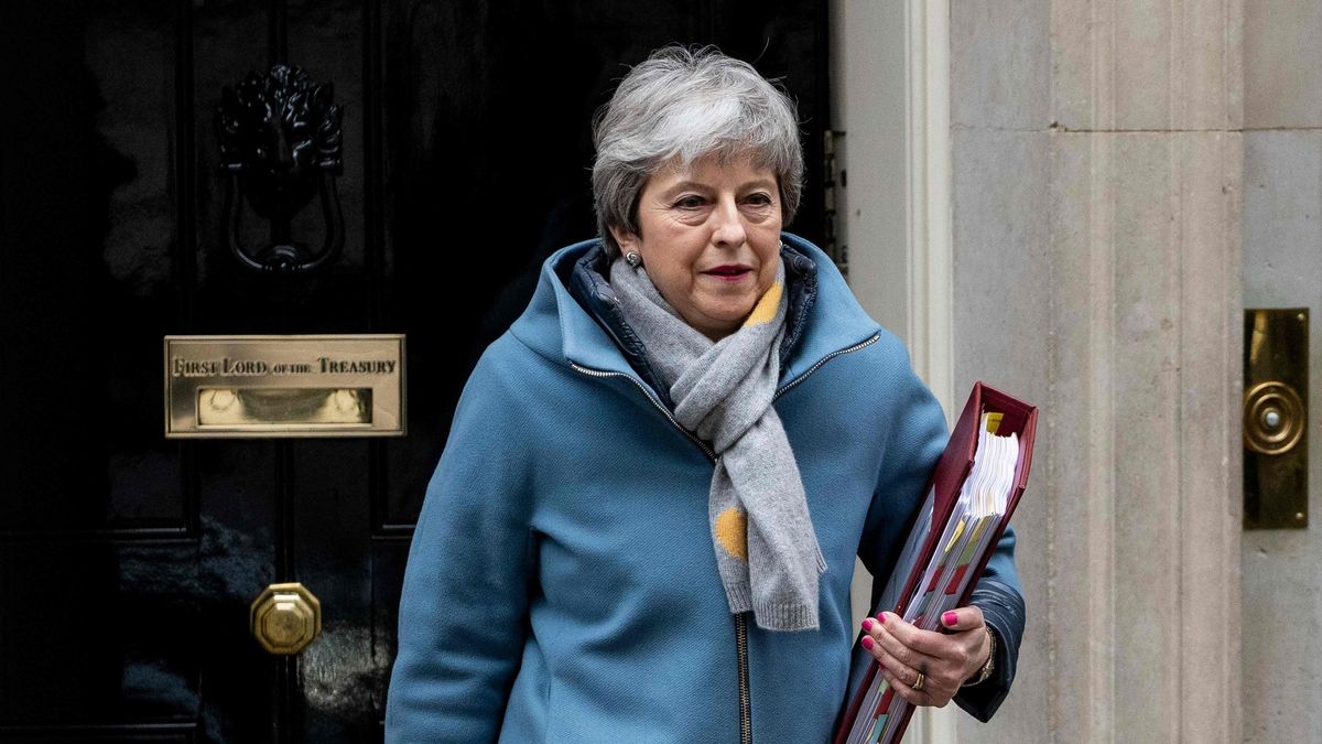 Brexit. Unia Europejska czeka na list z Wielkiej Brytanii. Na zdj. premier Theresa May