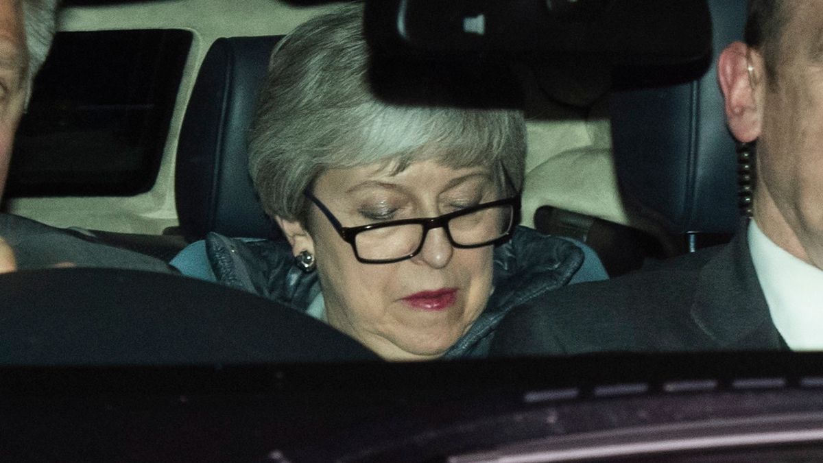 Theresa May może jeszcze dziś określić datę swojej dymisji.