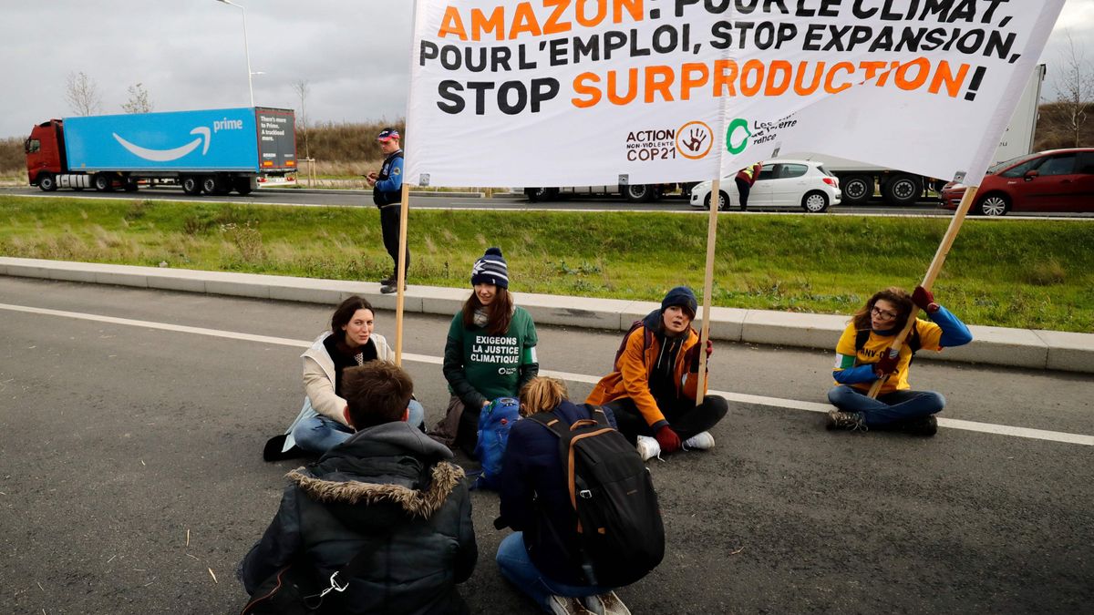 Pracownicy Amazona w Europie i USA zwracają uwagę na zmiany klimatyczne