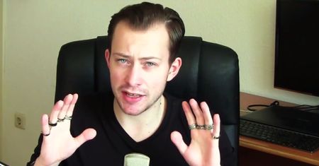TYLKO W WP. Hipnotyzer obala mity o hipnozie i nie pozostawia złudzeń. Nowy show TVN jest kabaretem