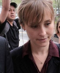 Allison Mack nie jest jedyną gwiazdą, która wstąpiła do sekty. Hollywood zna więcej wstrząsających historii