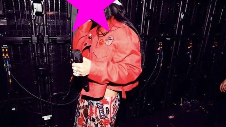 Rihanna 

Fotografia: screen z Facebook.com