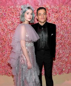 Lucy Boynton i Rami Malek na MET Gali 2019. Wyglądali olśniewająco