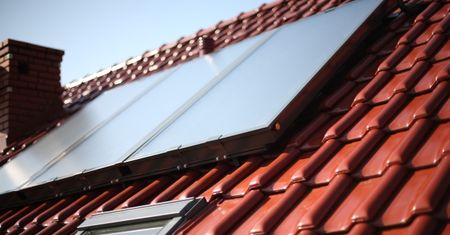 Kolektor próżniowy… próżniowemu i płaskiemu nierówny