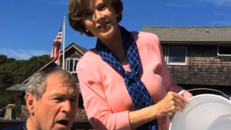 George W. Bush 

Fotografia: screen z wrzuta.pl