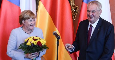 Kaczyński chce odszkodowań od Niemiec. Słowa prezydenta Czech mogą go rozczarować