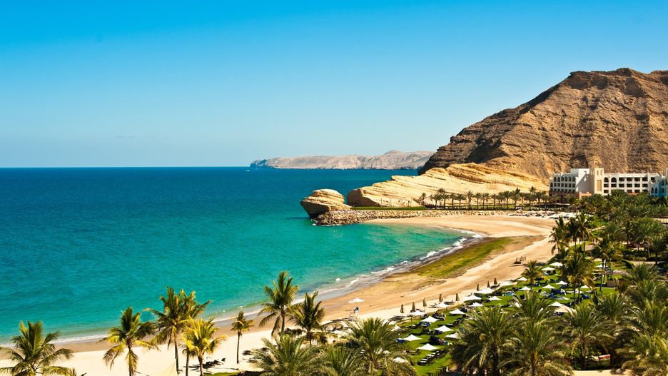 Oman to nie tylko pustynny krajobraz, ale również piękne, piaszczyste plaże