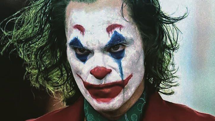Joker: w filmie pojawią się Alfred Pennyworth i młody Bruce Wayne. Znamy obsadę