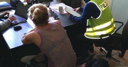 Chciała sprzedać dziecko w internecie. Na ogłoszenie trafili policjanci
